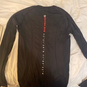 lulu lemon long sleeve top